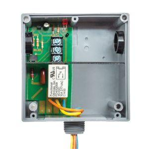 Enclosed T-Style Pilot Relay, 10 Amps