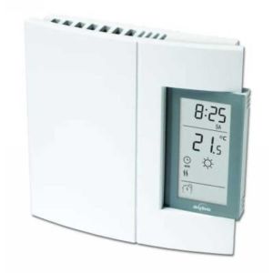 Line Volt 7 Day Programmable Thermostat